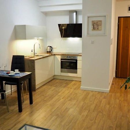 Wilanow Apartment Close To Town Hall And Palace วอร์ซอ ภายนอก รูปภาพ
