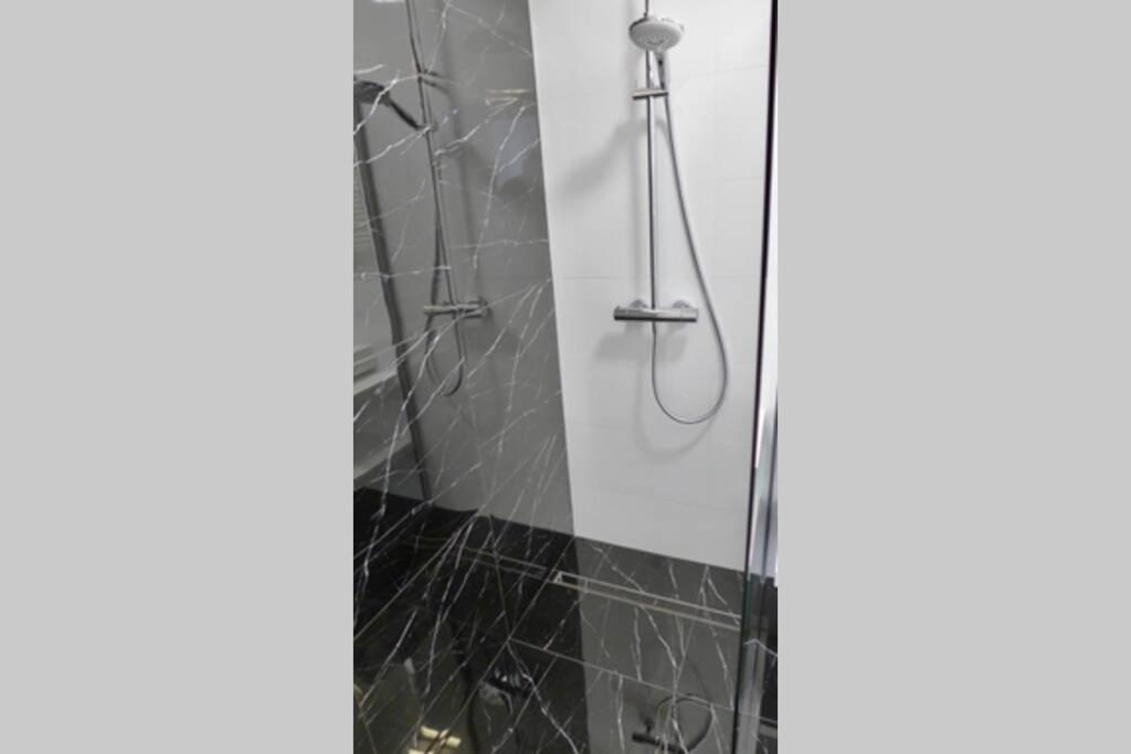 Wilanow Apartment Close To Town Hall And Palace วอร์ซอ ภายนอก รูปภาพ